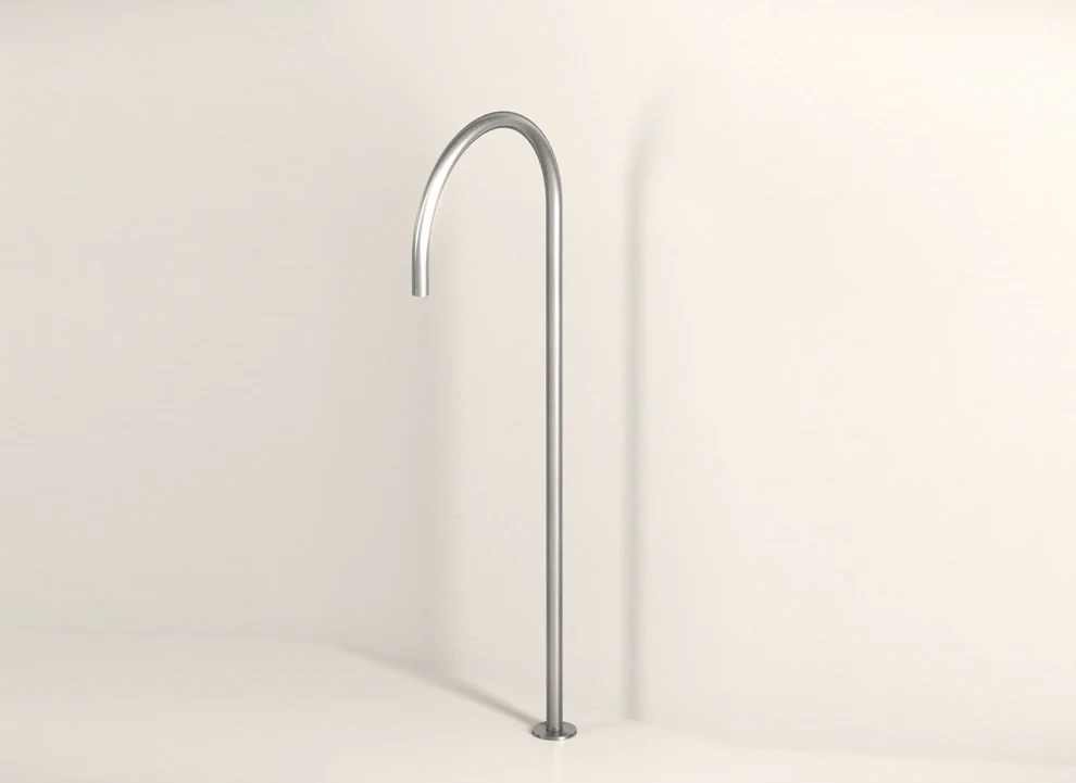 MSN 35.10 - Floor mounted bath spout