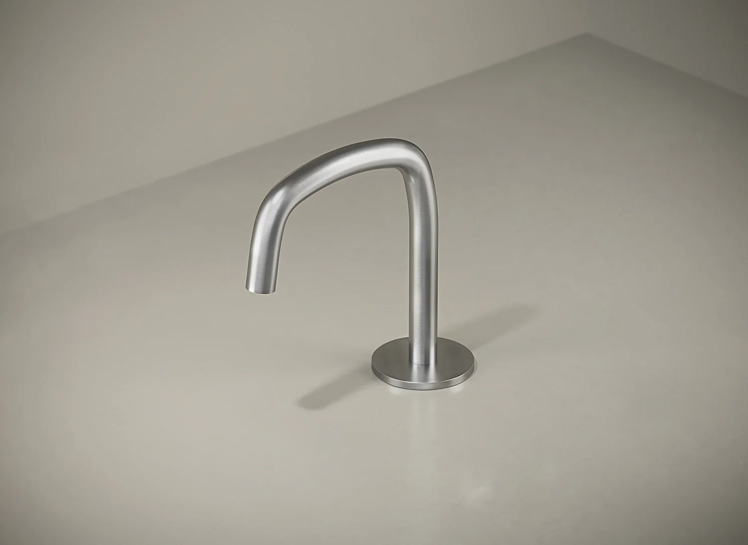 PB 11.micro - Deck mounted micro spout - Image 2